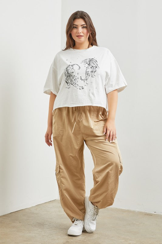 Tiger Graphic Cropped T-Shirt