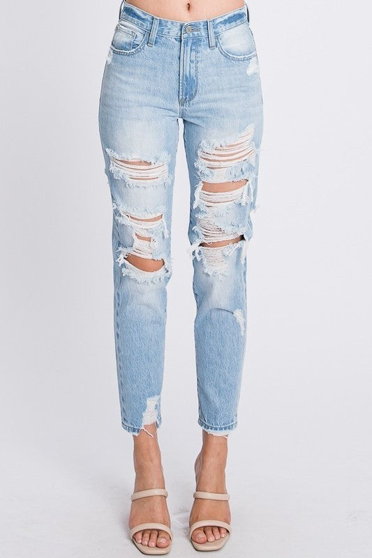 Distressed High-Waisted Rigid Mom Jeans – Retro-Inspired with a Comfortable Fit