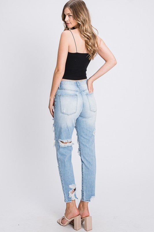 Distressed High-Waisted Rigid Mom Jeans – Retro-Inspired with a Comfortable Fit