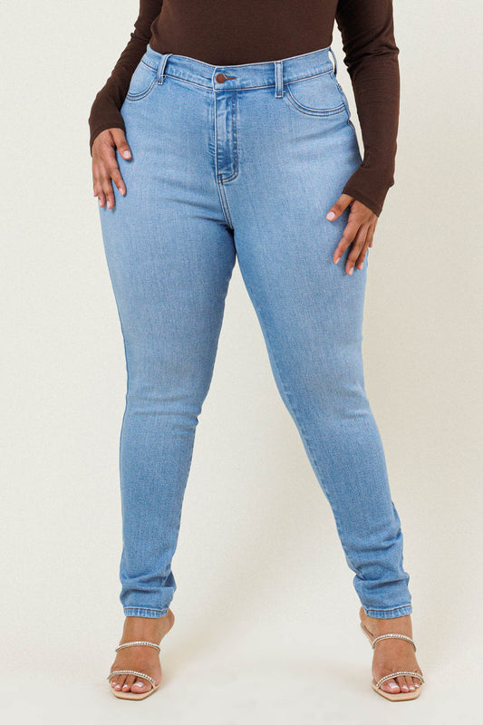 Plus Size High-Waisted Skinny Jeans – Flattering, Comfortable & Stylish